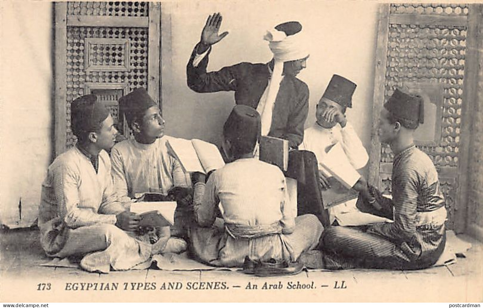 Egypt - Egyptian Types & Scenes - An Arab School - Publ. LL 173 - Personas