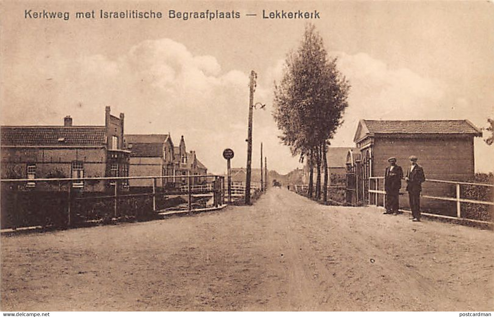 JUDAICA - Netherlands - LEKKERKERK - The Jewish Cemetery - Publ. Unknown  - Jodendom