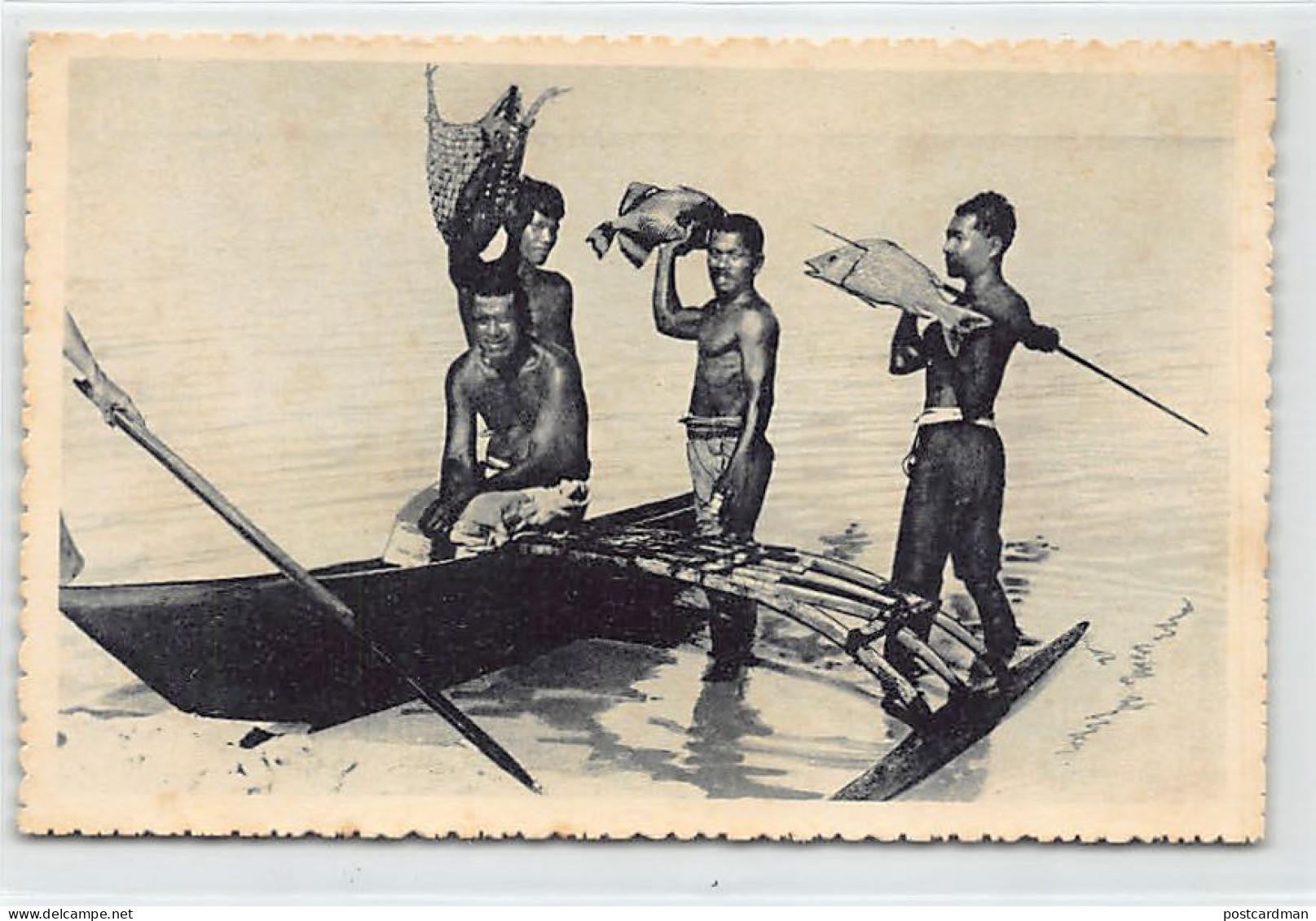Micronesia - Caroline Islands - Return From Fishing - Publ. Jésuites Missionnaires 4 - Micronésie