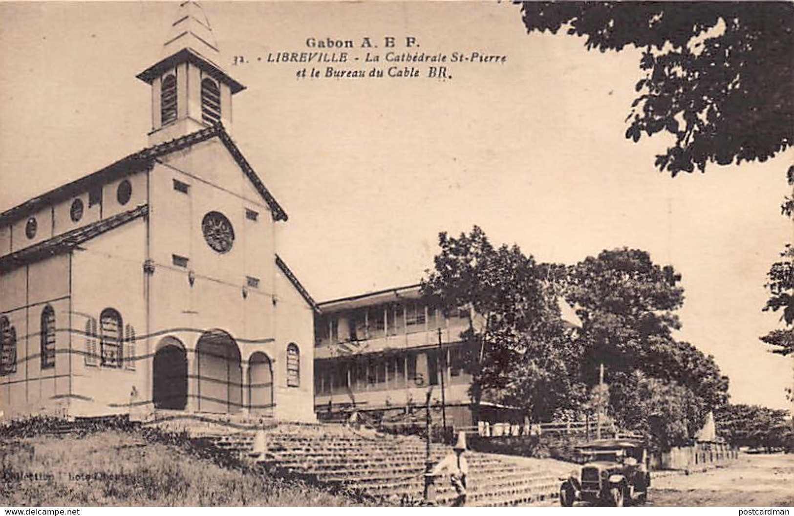 Gabon - LIBREVILLE - La Cathédrale Saint-Pierre Et Le Bureau Du Cable - Ed. Bloc 32 - Gabón