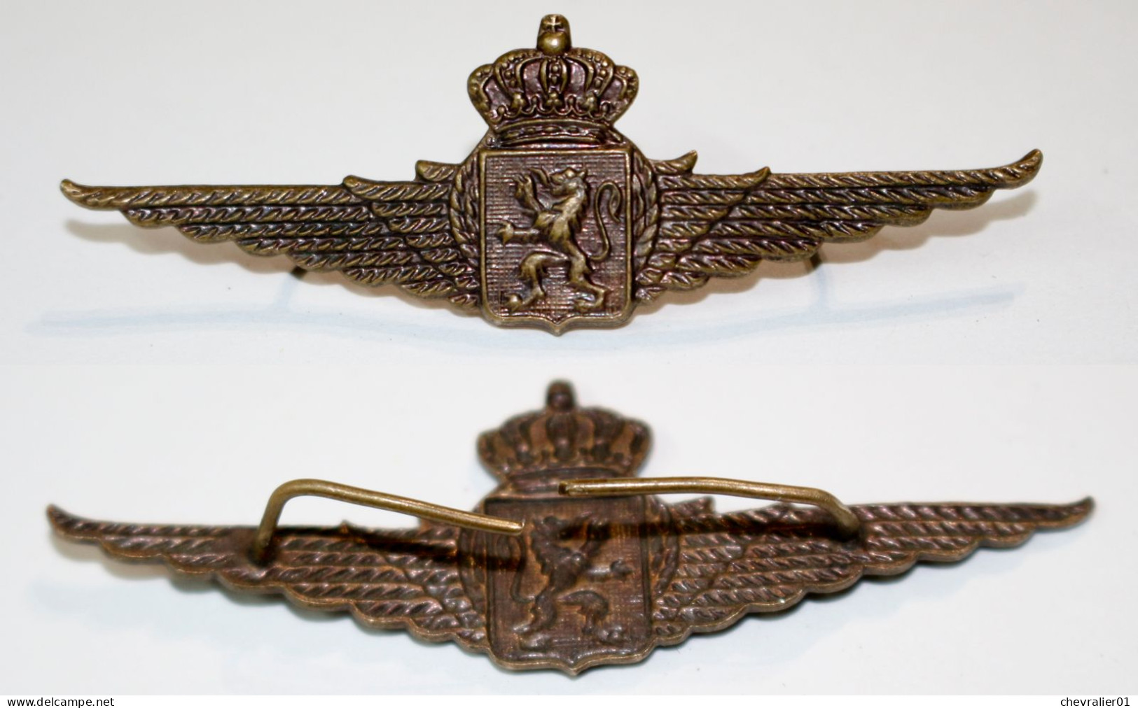 Militaria-BE-Air-insigne_10c_force Aérienne Belge_ancien Insigne De Beret_cuivre_21-02 - Luftwaffe