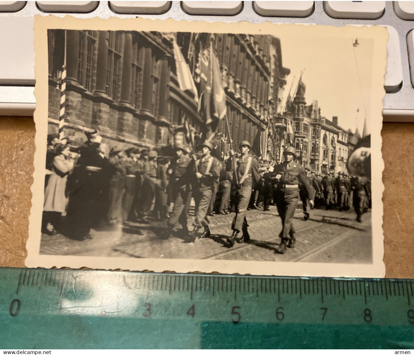 Réal Photo MILITARIA Guerre 1939-45 Belgique Gand  Défile De La Libération  6/9/1945 - Krieg, Militär