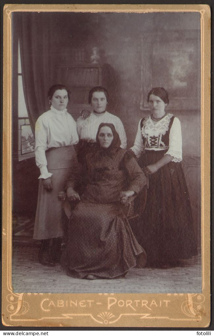 Four Pretty Women Girls Portrait Cabinet Old Photo 17x11 Cm #40175 - Anonyme Personen