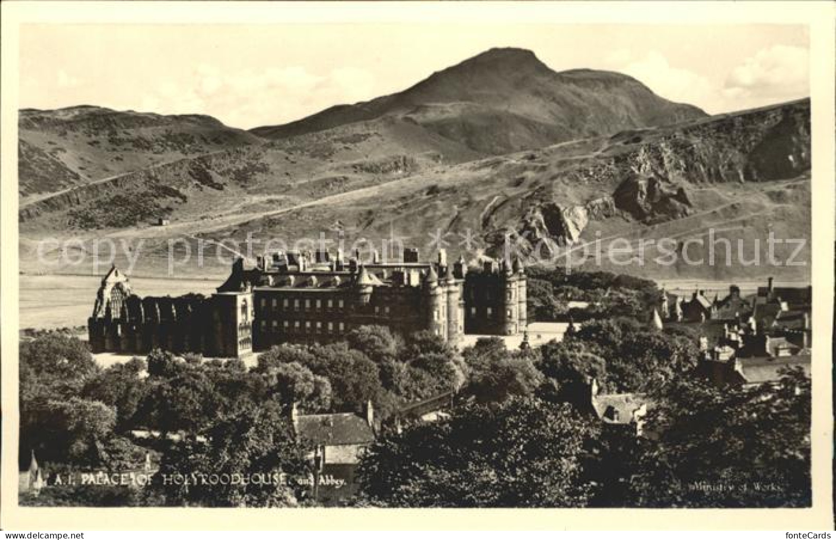 11751878 Edinburgh Palace Of Holyroodhouse And Abbey Edinburgh - Autres & Non Classés