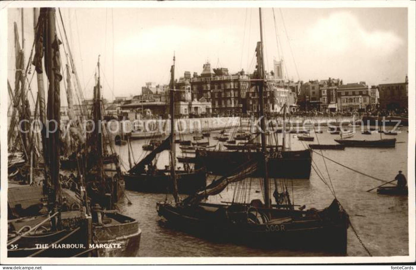11751872 Margate UK Harbour Fishing Boat Thanet - Otros & Sin Clasificación