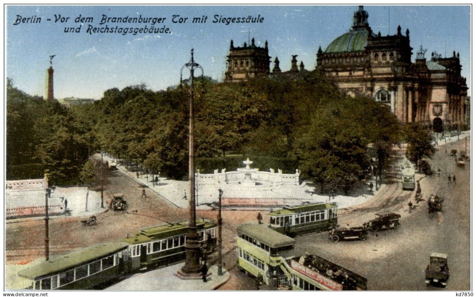 Berlin - Vor Dem Brandenburger Tor - Porta Di Brandeburgo
