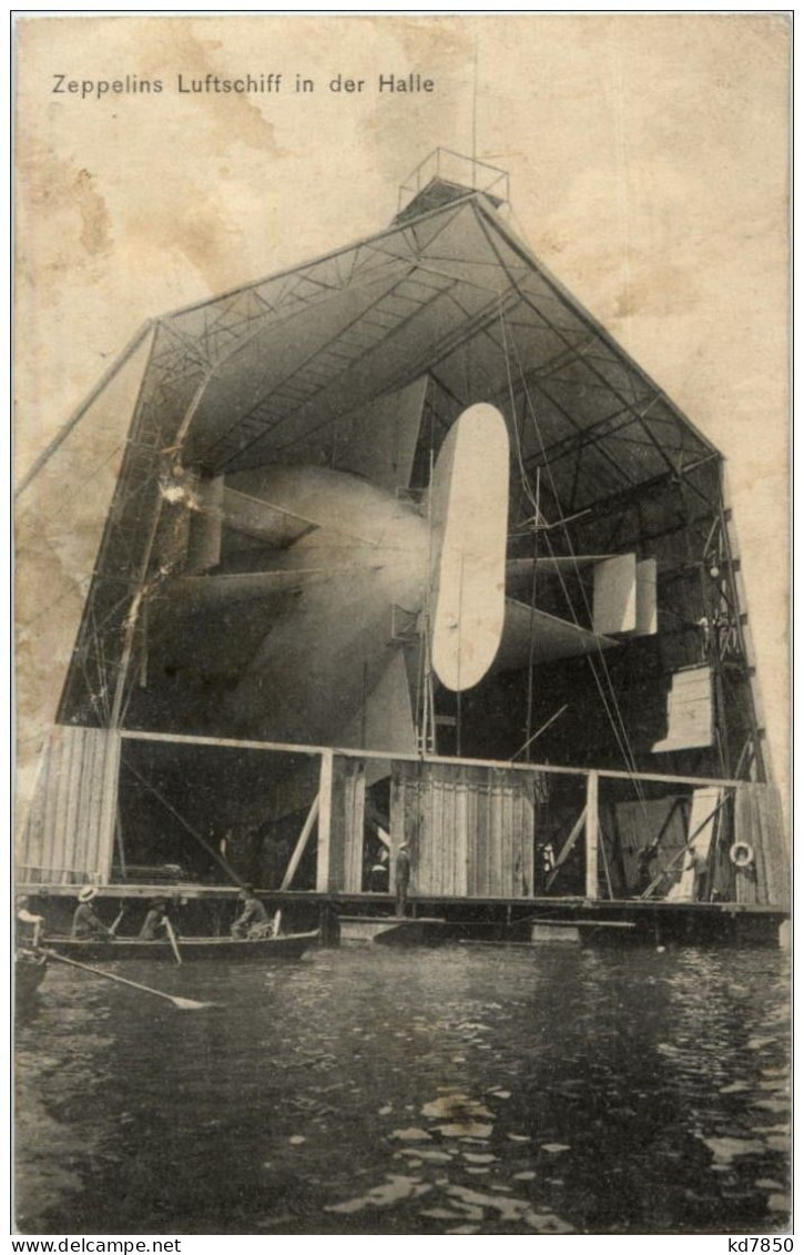 Zeppelin Luftschiff - In Der Halle - Aeronaves