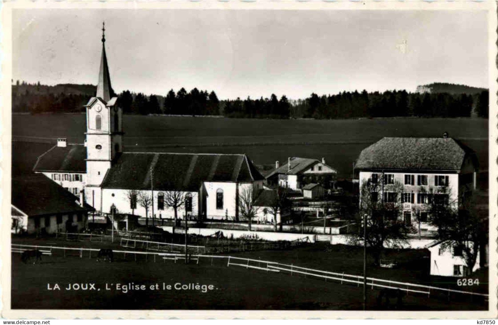 La Joux - L Eglise Et Le College - Sonstige & Ohne Zuordnung