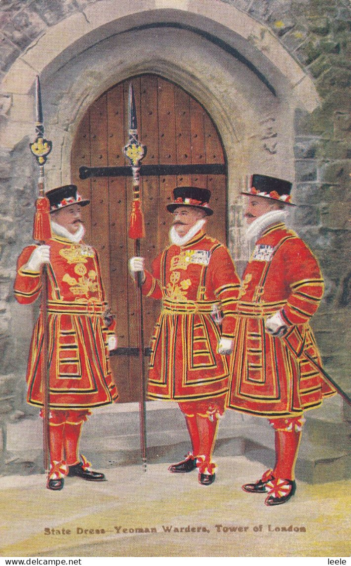 F75. Vintage Postcard. State Dress - Yeoman Warders. Tower Of London - Uniformes