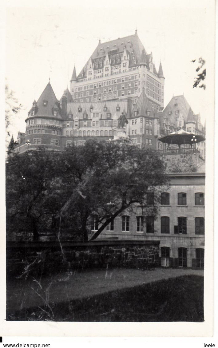 F15. Vintage Photograph. Chateau Frontenac, Quebec. Dated 1951 - Québec - Château Frontenac