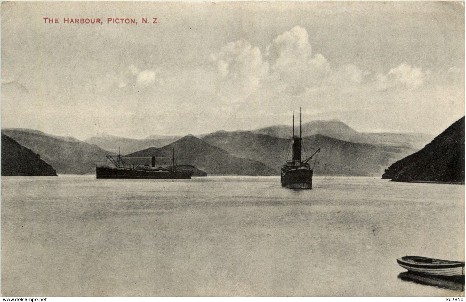 Picton - The Harbour - New Zealand