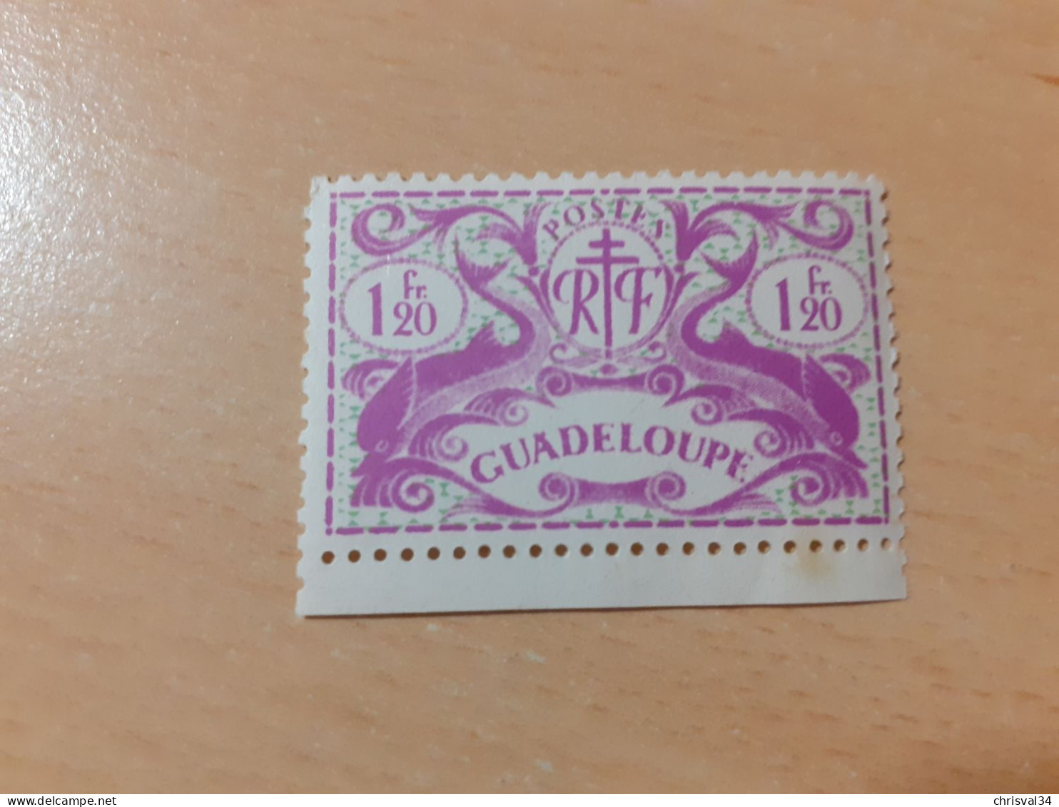 TIMBRE   GUADELOUPE       N  186    COTE  0,75   EUROS  NEUF  SANS   CHARNIERE - Unused Stamps