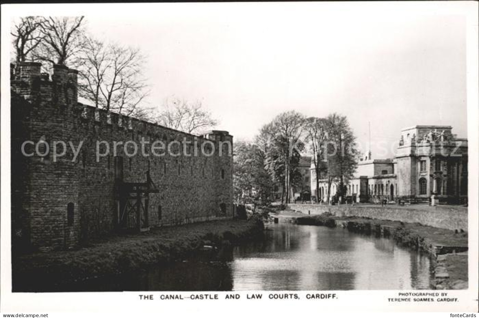 11750672 Cardiff Wales Canal Castle Law Courts Cardiff - Other & Unclassified