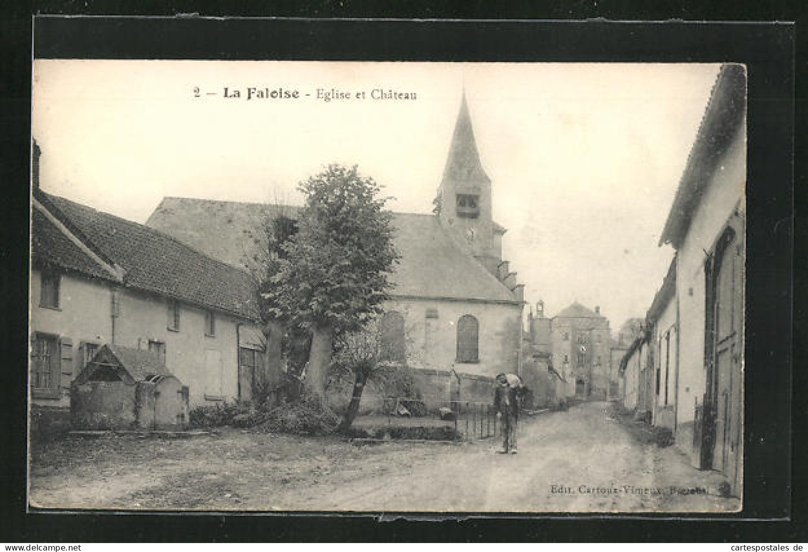 CPA La Faloise, Eglise Et Château  - Sonstige & Ohne Zuordnung