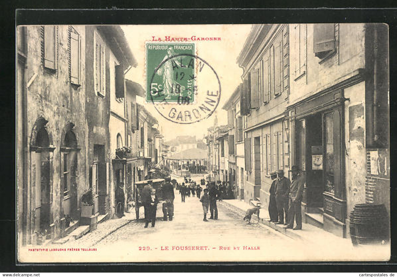 CPA Le Fousseret, Rue Et Halle  - Otros & Sin Clasificación