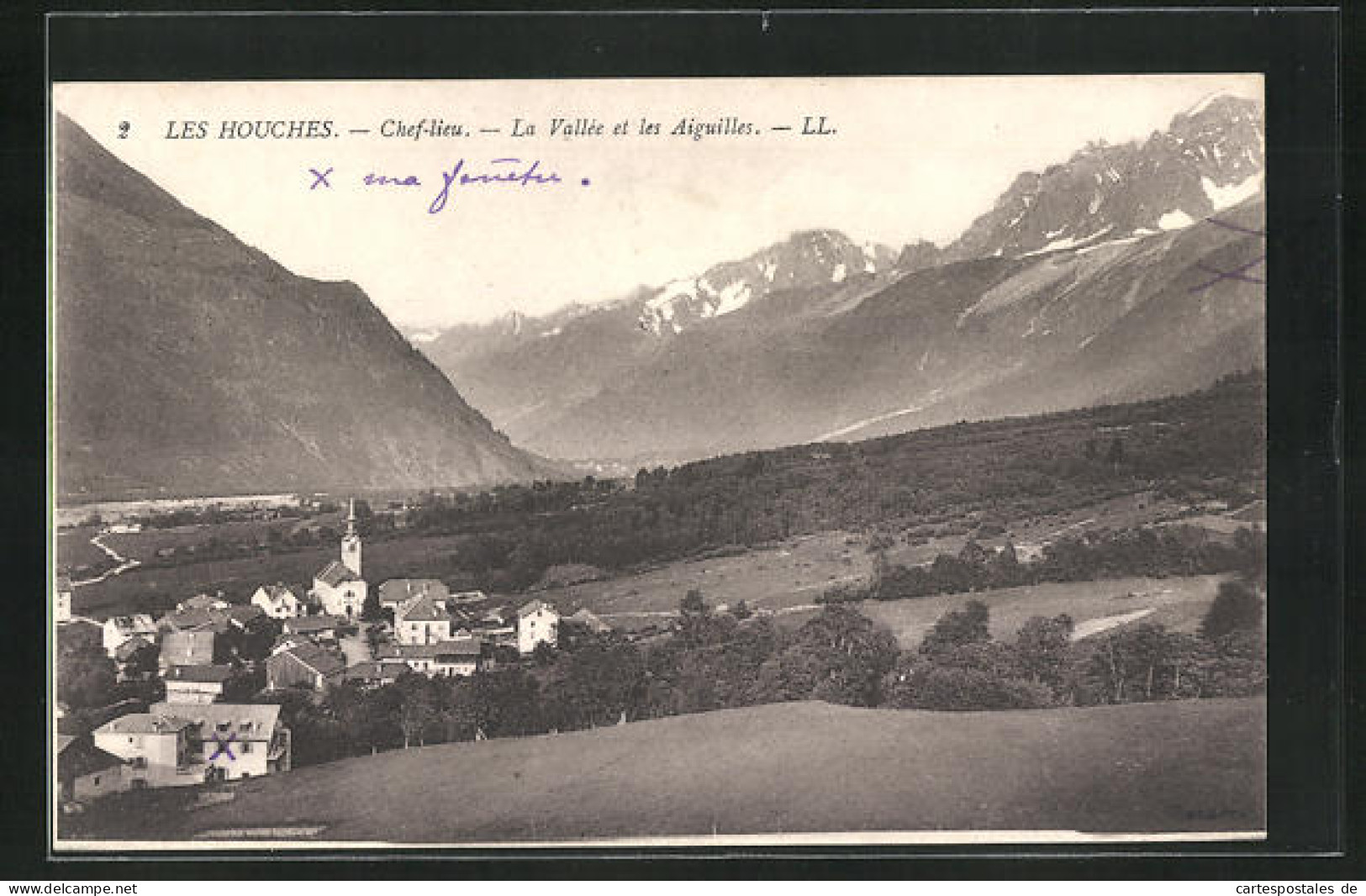 CPA Les Houches, Chef-lieu, La Vallée Et Les Aiguilles  - Les Houches