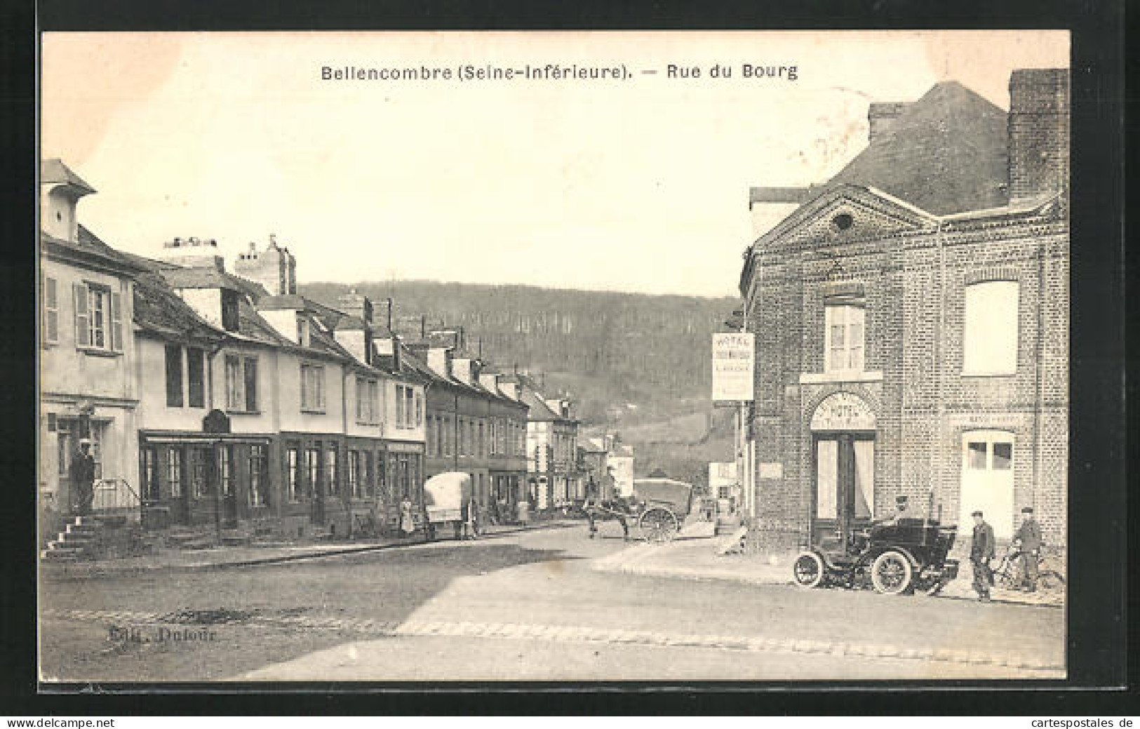 CPA Bellencombre, Rue Du Bourg, Vue De La Rue  - Bellencombre