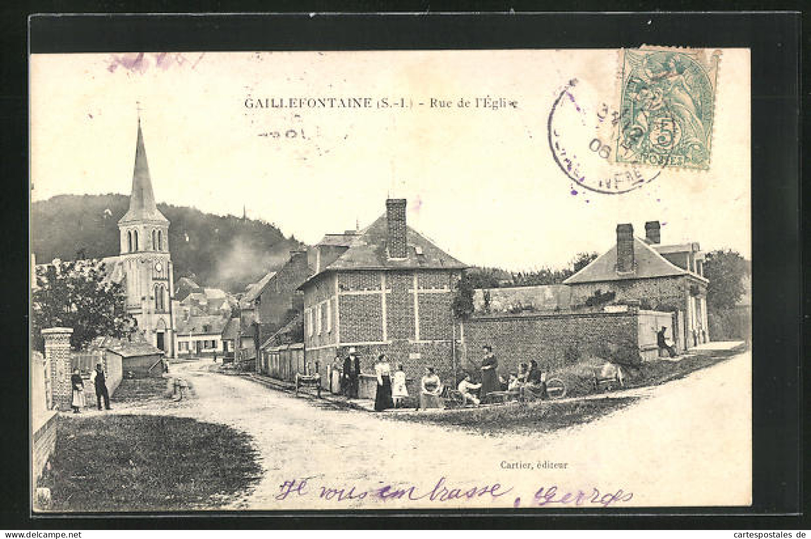 CPA Gaillefontaine, Rue De L`Église, Vue De La Rue Avec Vue Sur L'Église  - Sonstige & Ohne Zuordnung