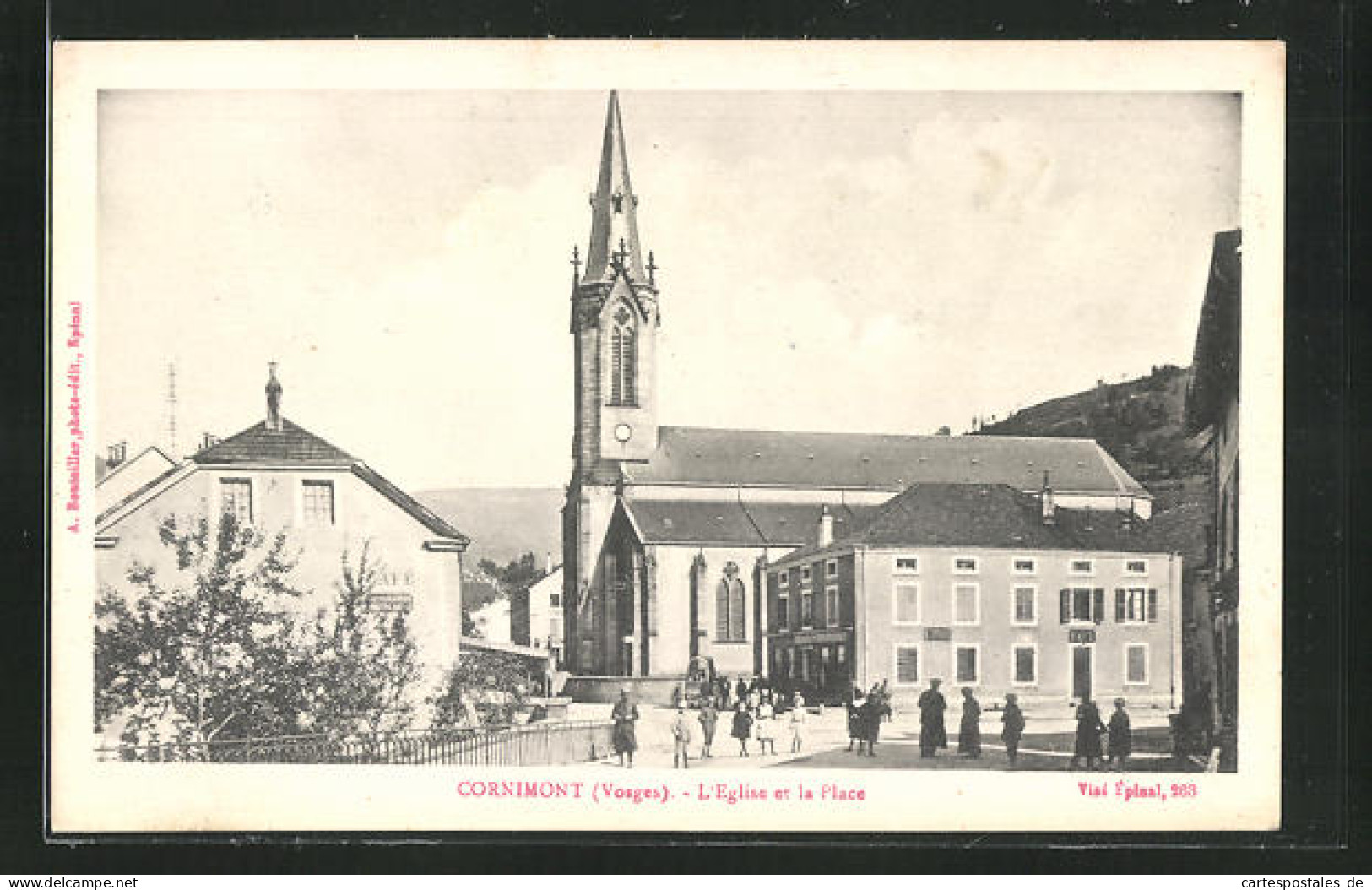 CPA Cornimont, L'Eglise Et La Place  - Cornimont