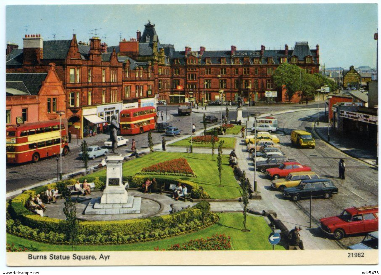 AYR : BURNS STATUE SQUARE, STATION HOTEL, WESTERN SMT ROUTEMASTER BUS (10 X 15cms Approx.) - Ayrshire