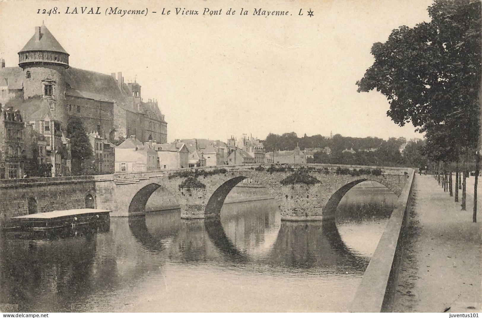 CPA Laval-Le Vieux Pont Et La Mayenne-1248-Timbre      L2892 - Laval