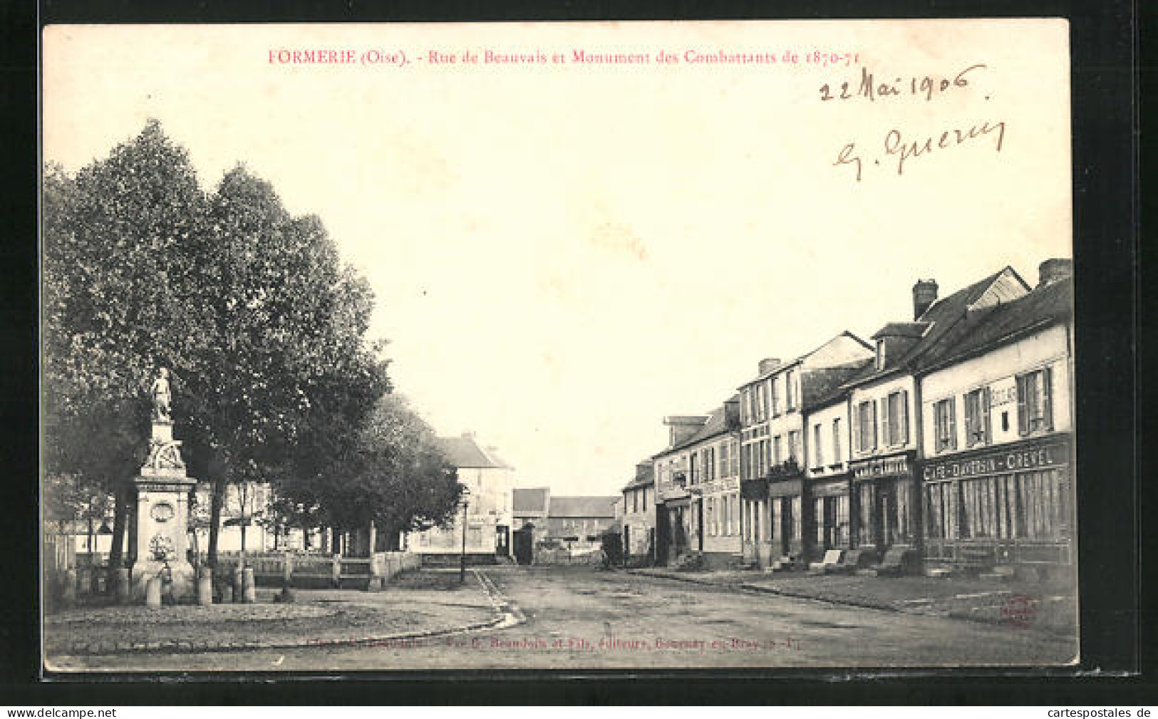 CPA Formerie, Rue De Beauvais Et Monument Ds Combattans De 1870-71  - Formerie