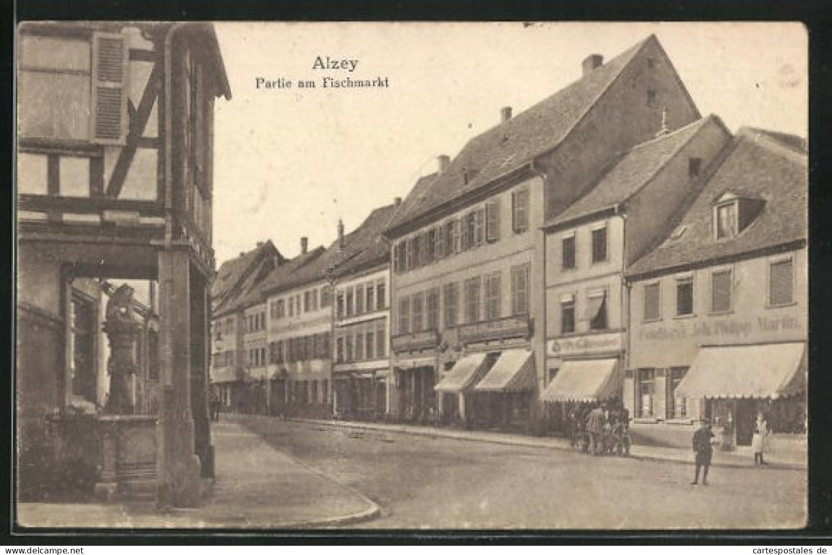AK Alzey, Strasse Am Fischmarkt Mit Geschäften Und Konditorei  - Alzey