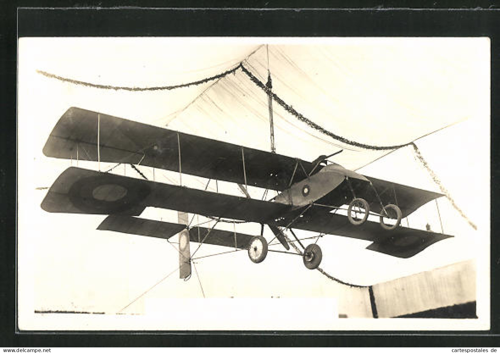 AK Ausstellung Eines Erbeuteten Britischen Flugzeuges  - 1914-1918: 1ste Wereldoorlog