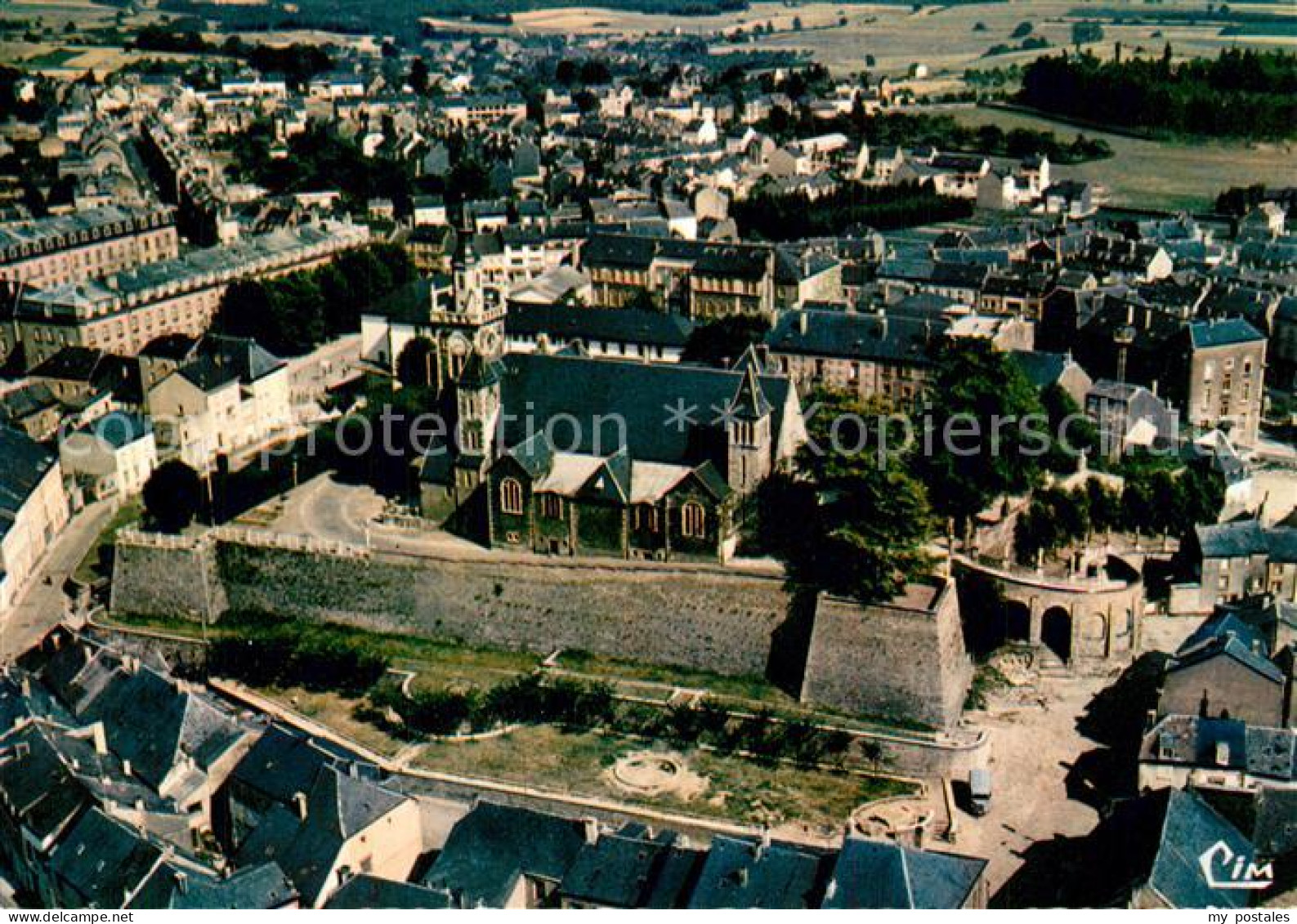 73596302 Arlon Wallonie Eglise St. Donat Fliegeraufnahme Arlon Wallonie - Aarlen