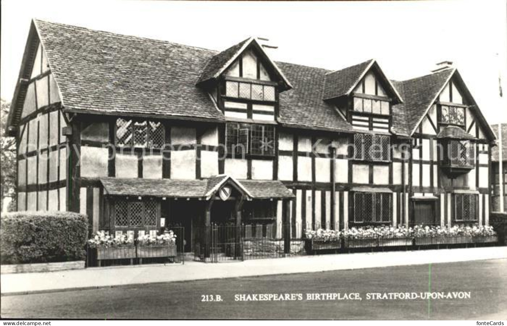 71917348 Stratford-Upon-Avon Shakespeares Birthplace Stratford-Upon-Avon - Autres & Non Classés