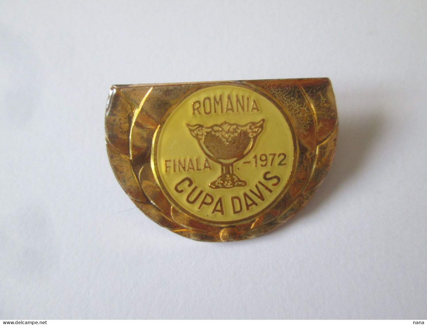 Insigne Roumanie:Finale De La Coupe Davis 1972/Romanian Badge:1972 Davis Cup Final - Asociaciones