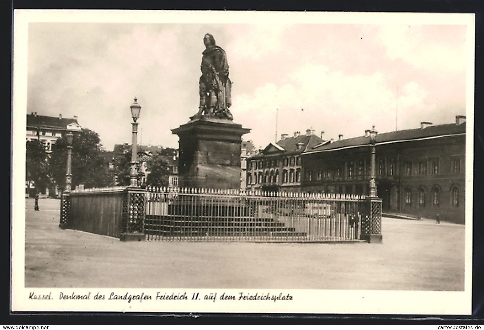 AK Kassel, Denkmal Des Landgrafen Friedrich II. Auf Dem Friedrichsplatz  - Kassel