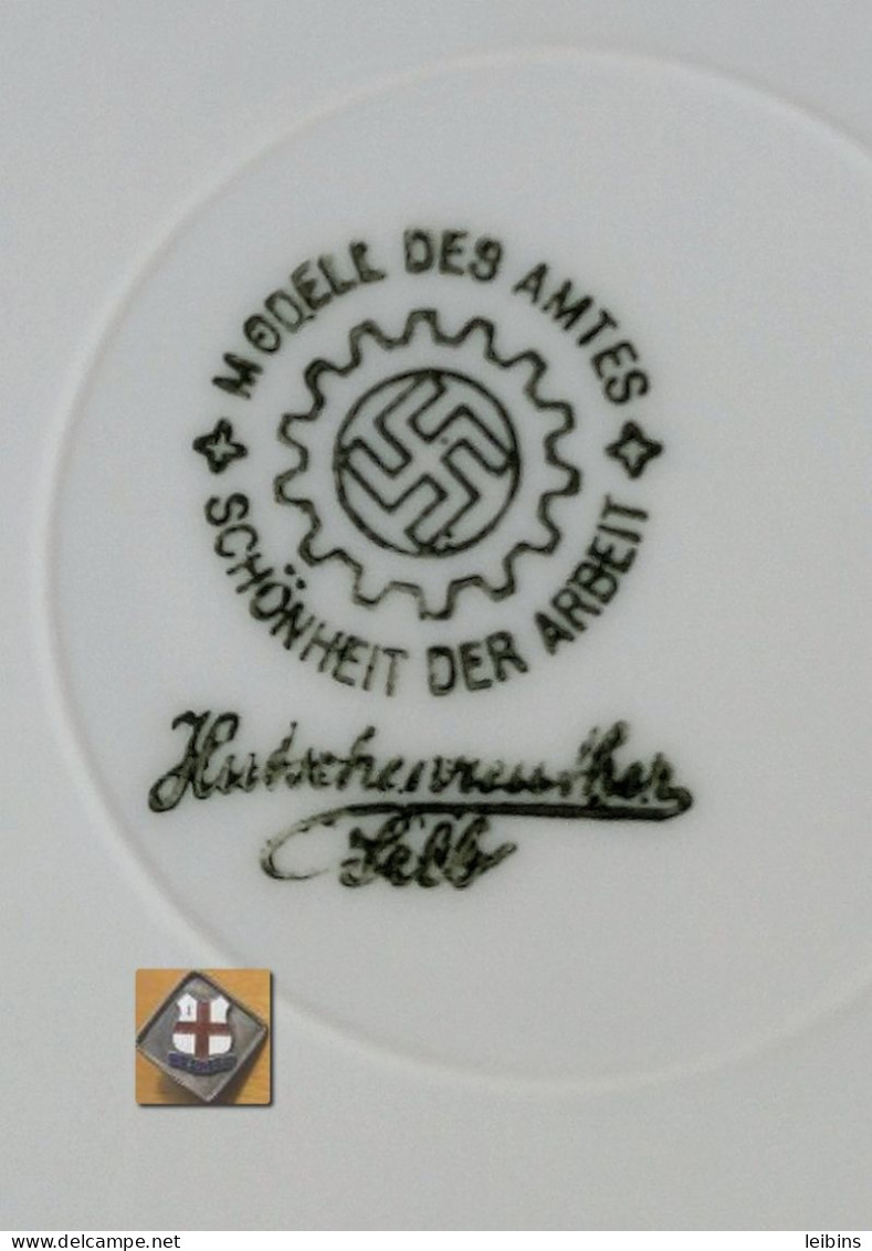 DAF Dessert Plate, Swastika (Hutschenreuther Selb) - 1939-45