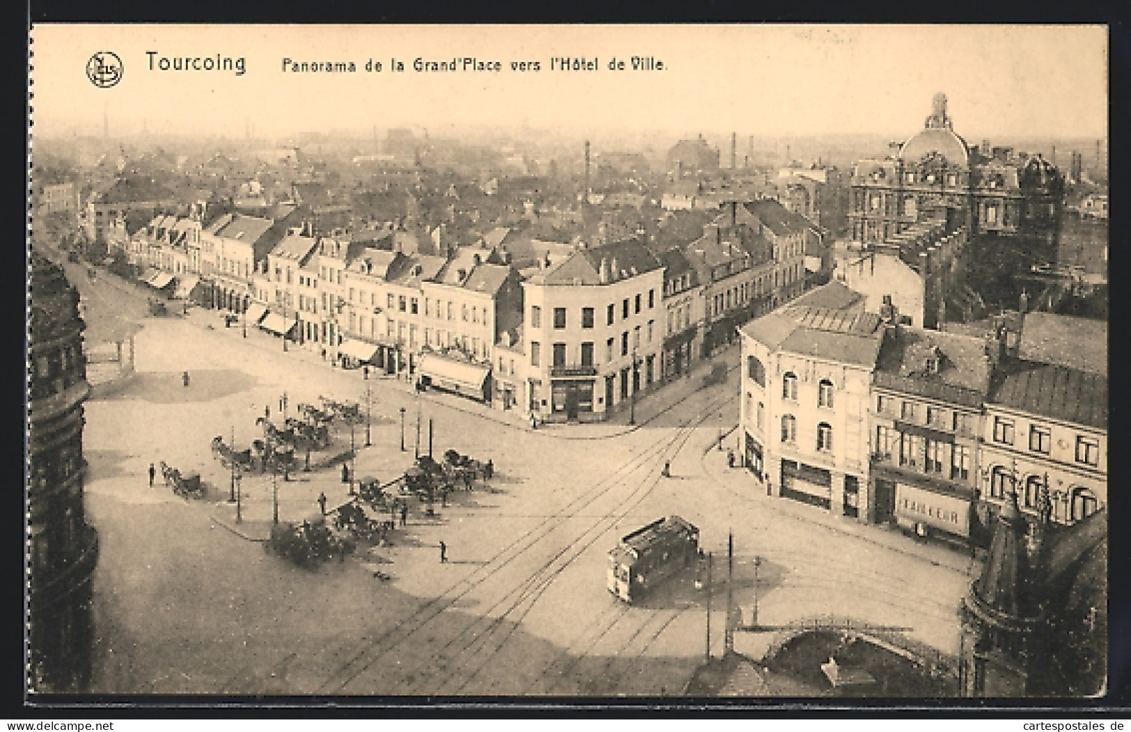 AK Tourcoing, Panorama De La Grand`Place Vers L`Hotel De Ville, Strassenbahn  - Tram