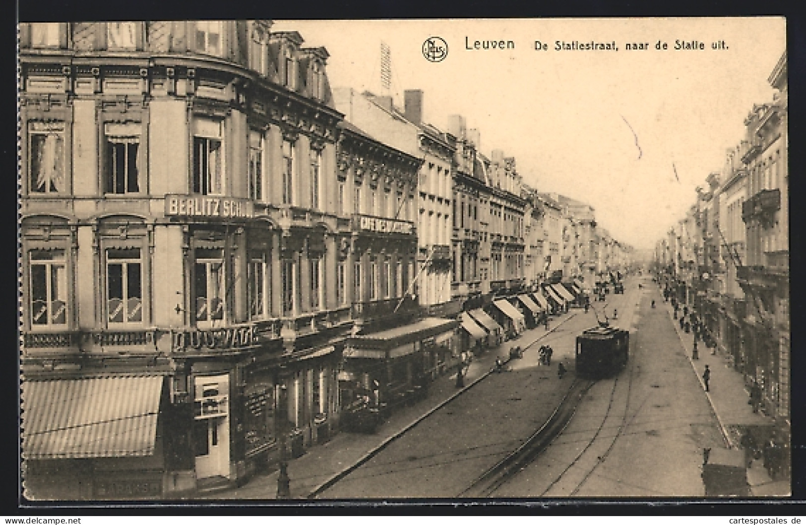 AK Louvain, Avenue Des Allies Vers La Gare, Ortspartie Mit Strassenbahn  - Strassenbahnen