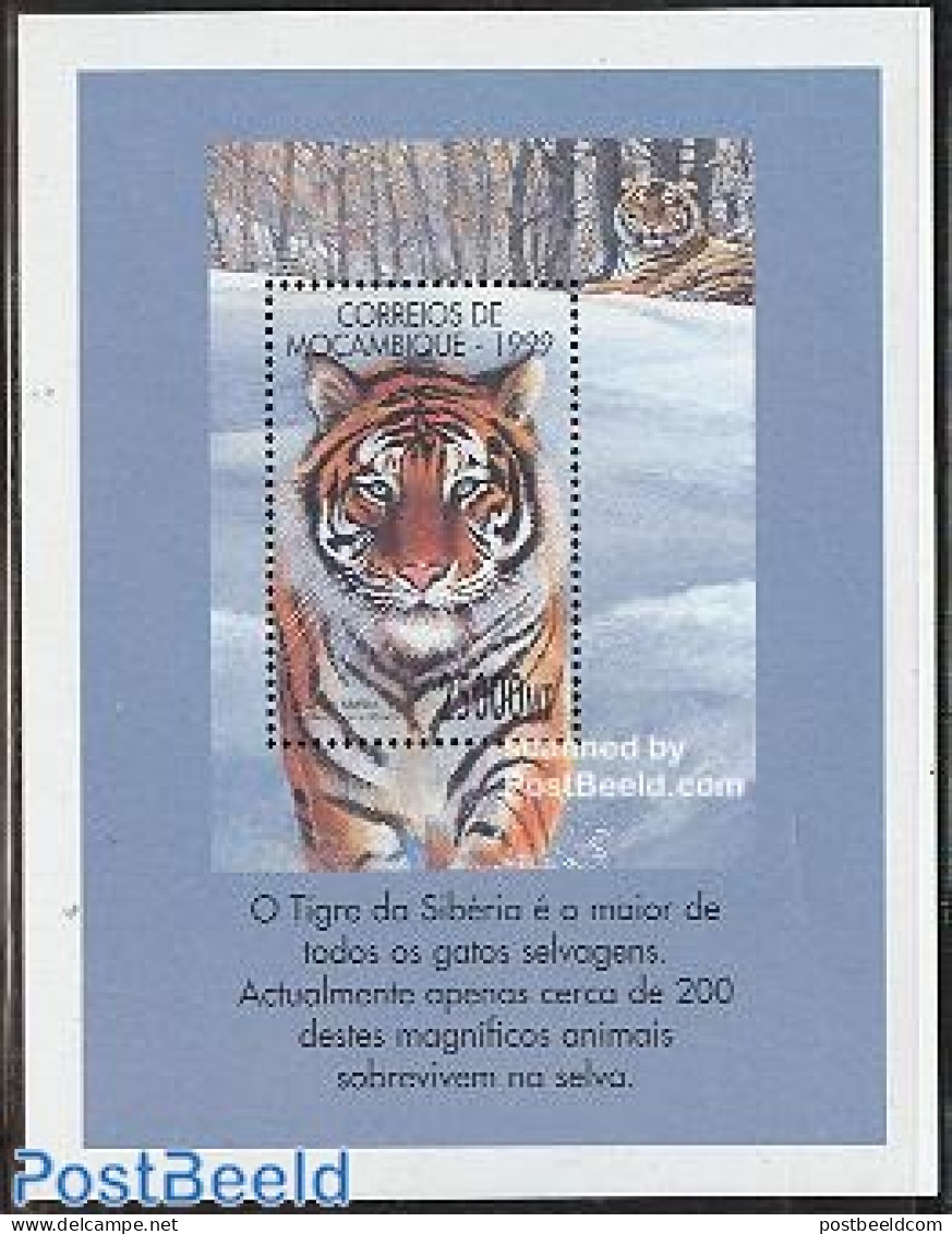 Mozambique 1999 Siberian Tiger S/s, Mint NH, Nature - Cat Family - Mosambik