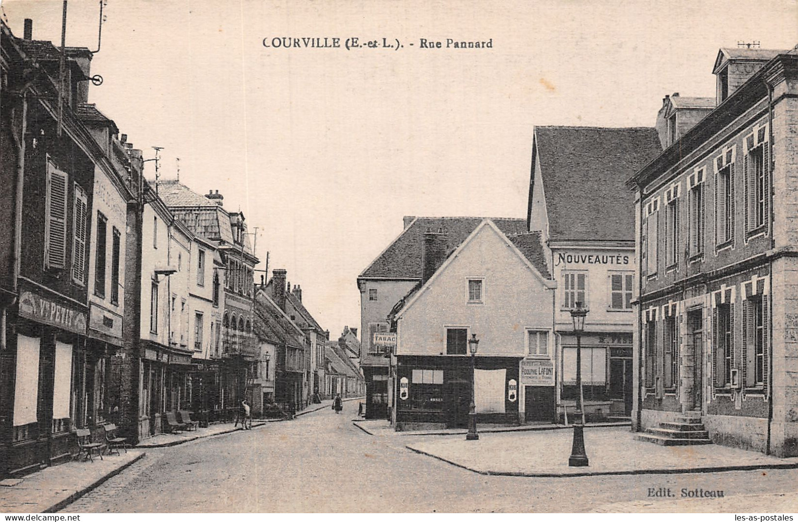 28 COURVILLE RUE PANNARD - Courville