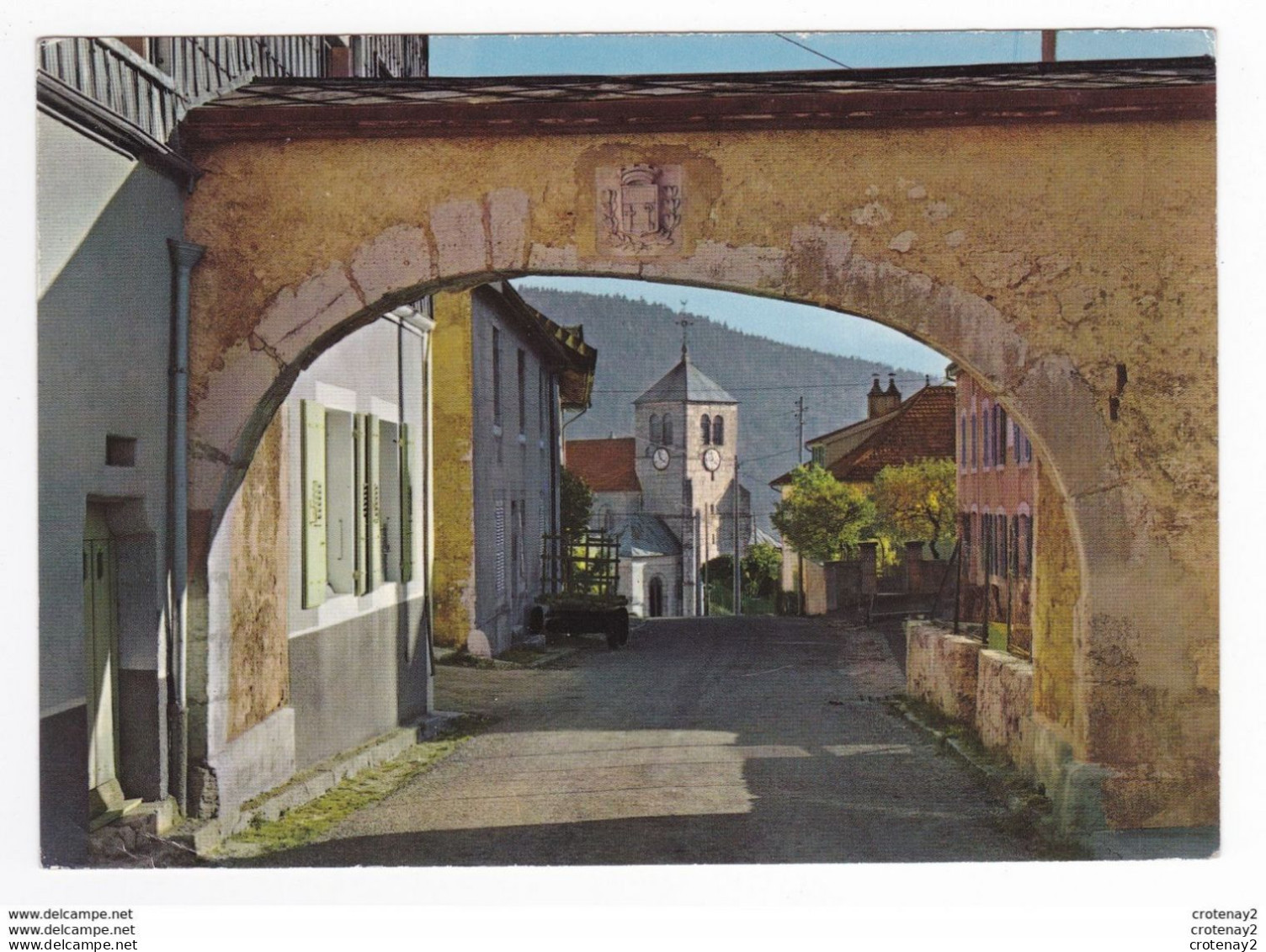25 JOUGNE Vers Pontarlier Porte Des Anciennes Fortifications Blason En 1974 Voiture à Foin ? Eglise - Pontarlier