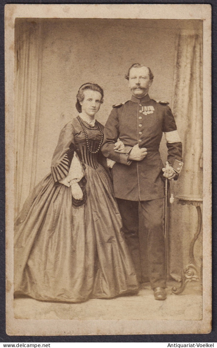Ehepaar Married Couple / Soldat Soldier Uniform / CDV Foto Photo Vintage - Andere & Zonder Classificatie