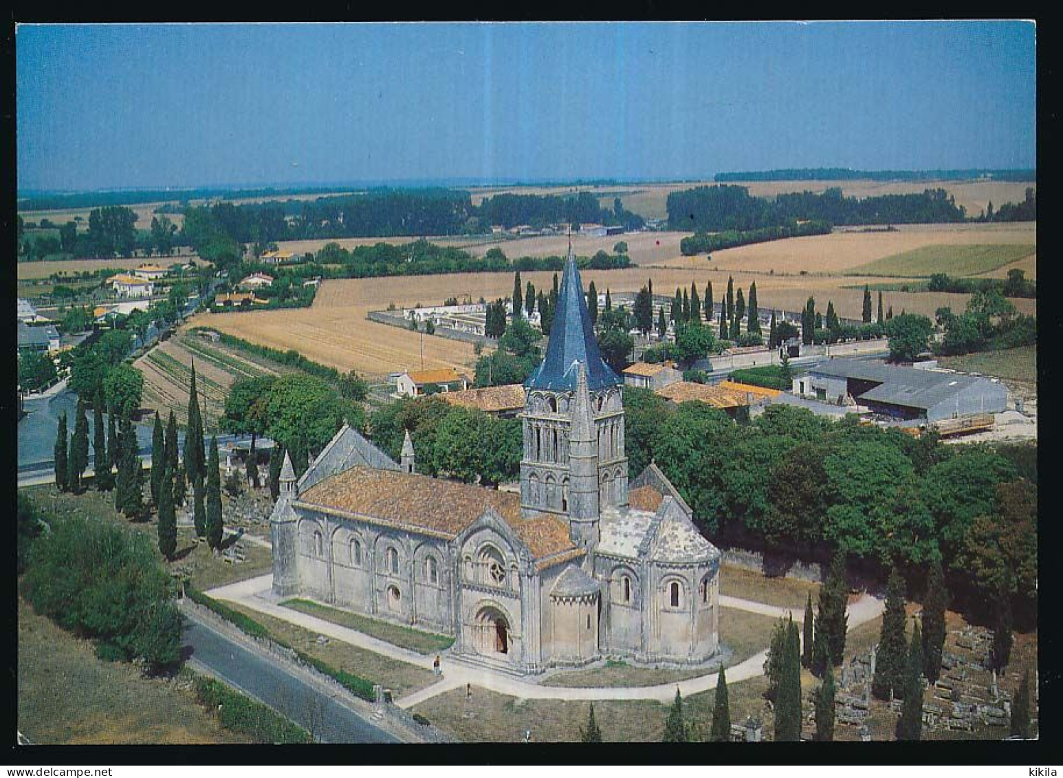 CPSM / CPM 10.5 X 15 Charente Maritime AULNAY-DE-SAINTONGE Eglise Romane De Sainte-Pierre De La Tour (XII° Siècle) - Aulnay