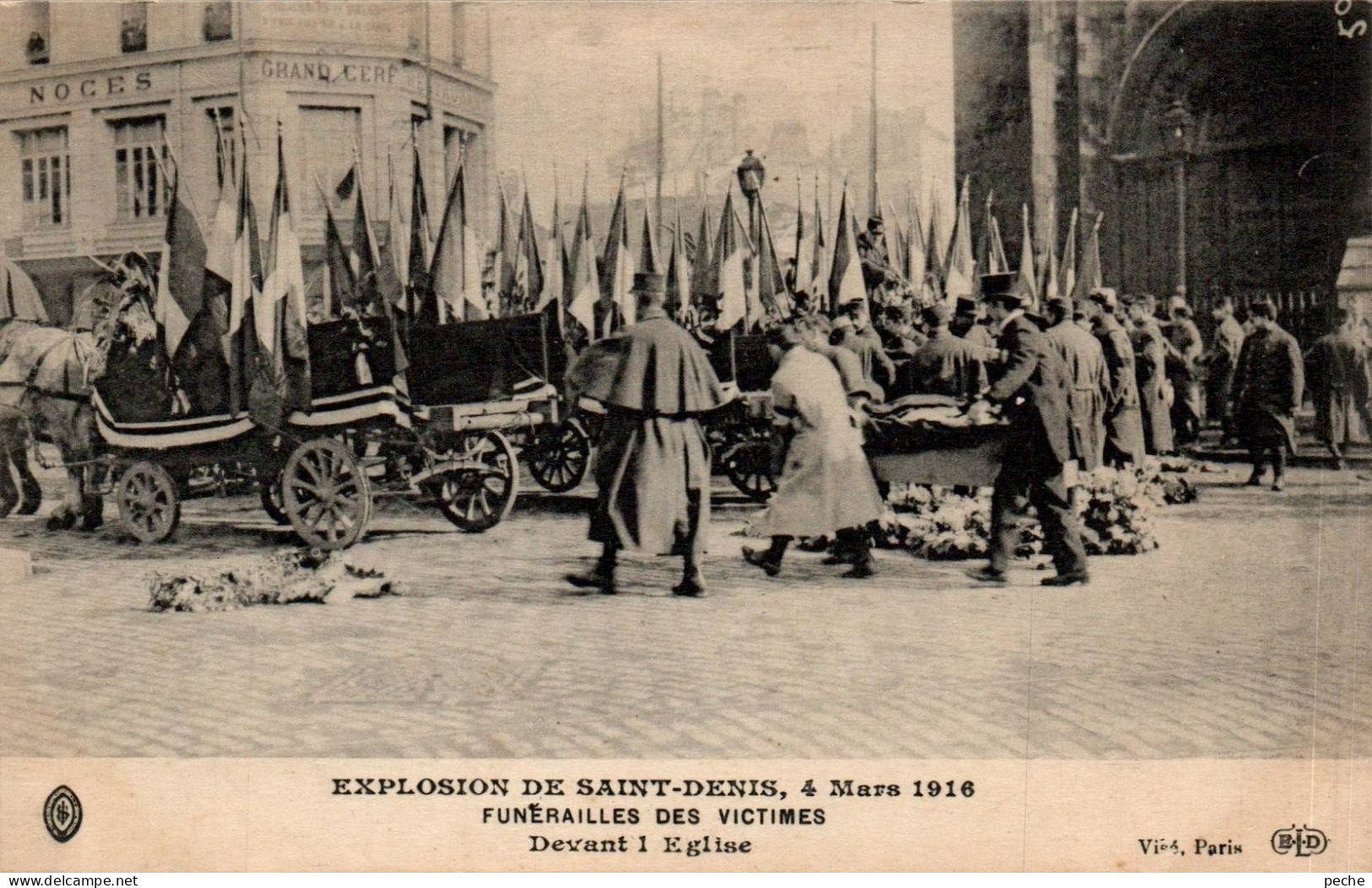 N°1746 W -cpa Explosion De Saint Denis 1916-  Funérailles- - Katastrophen