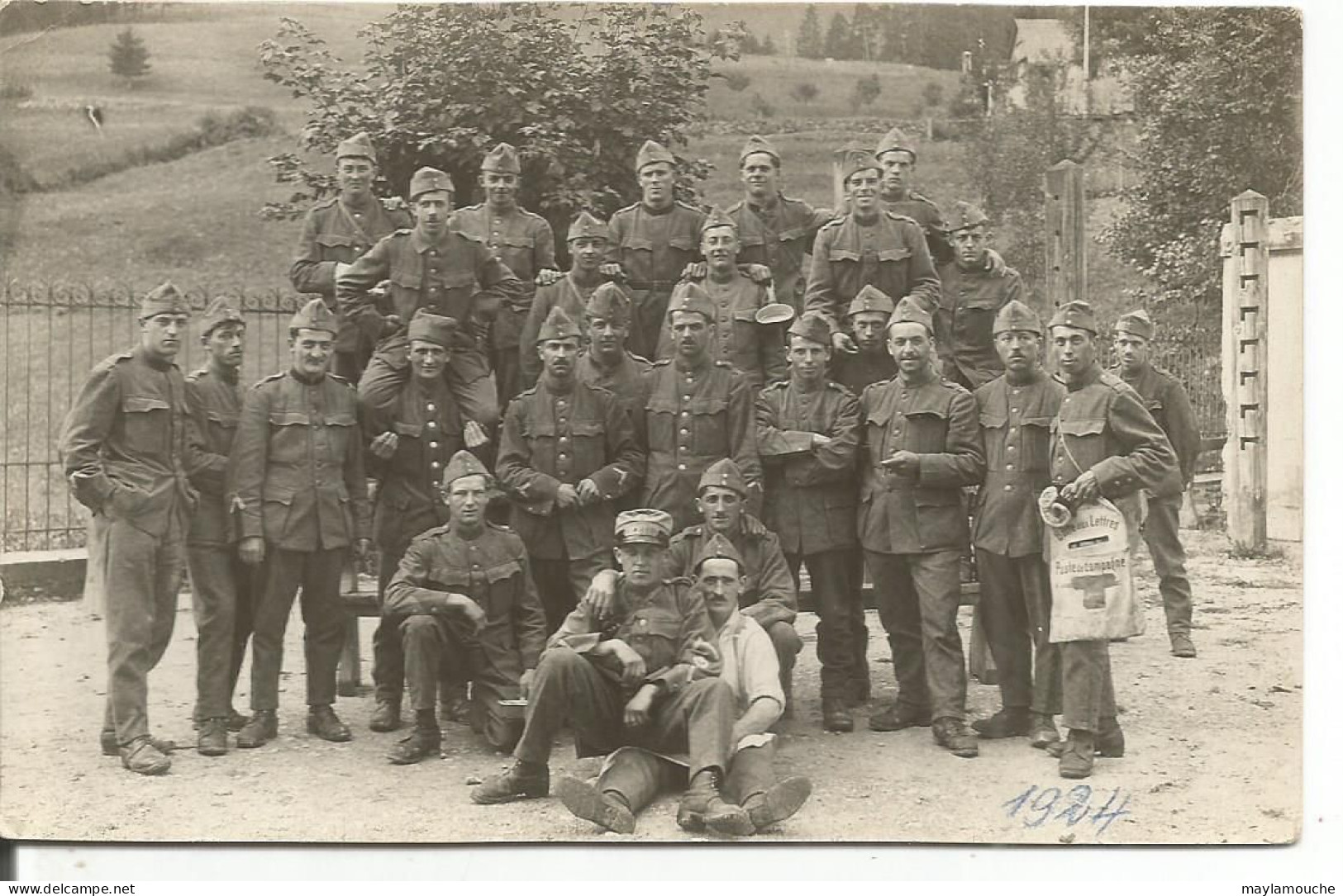 Militaires Soldats Photo Carte (leo - Uniformes