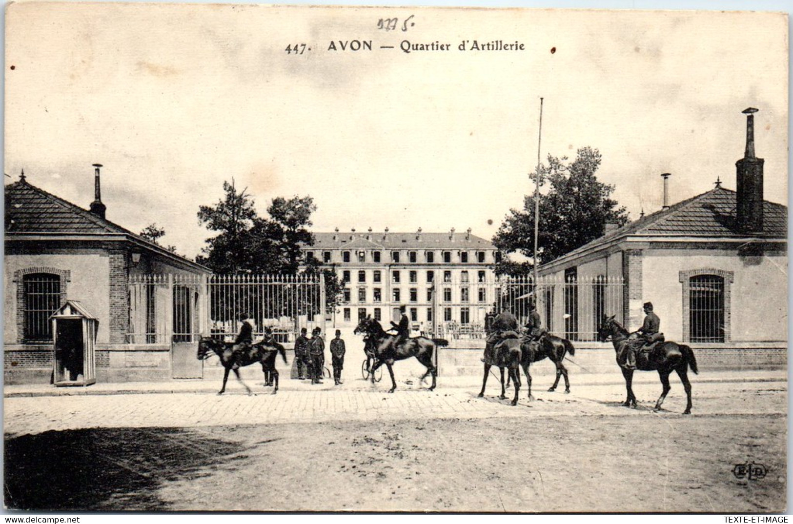 77 AVON - Vue D'ensemble Du Quartier De Cavalerie. - Avon