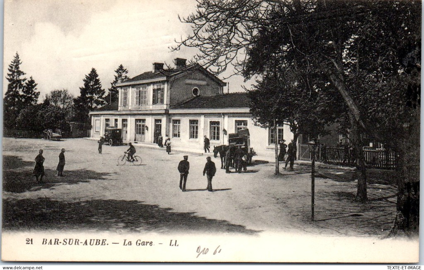 10 BAR SUR AUBE - La Gare. - Bar-sur-Aube