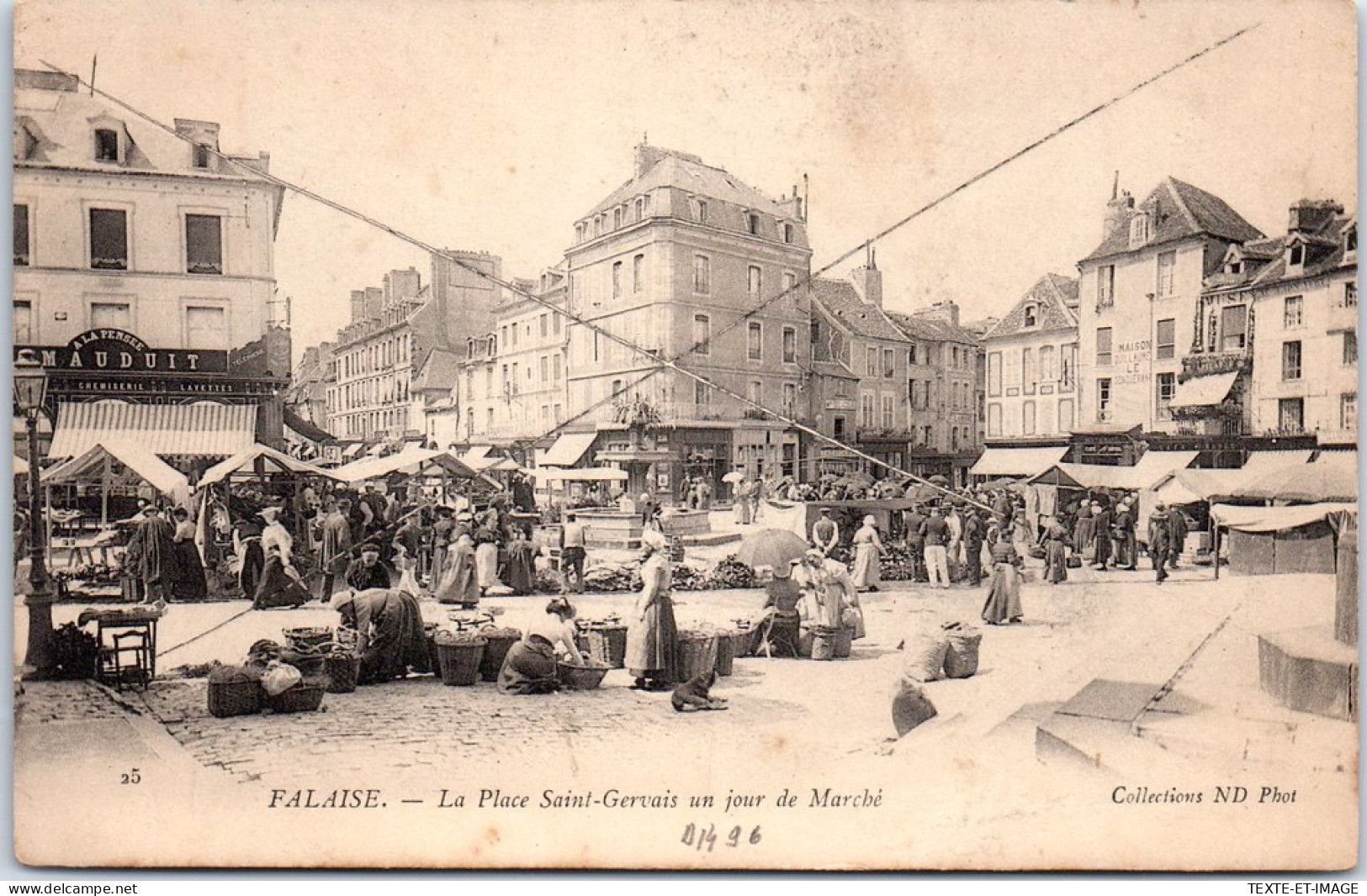14 FALAISE - La Place Saint Gervais Un Jour De Marche. - Falaise