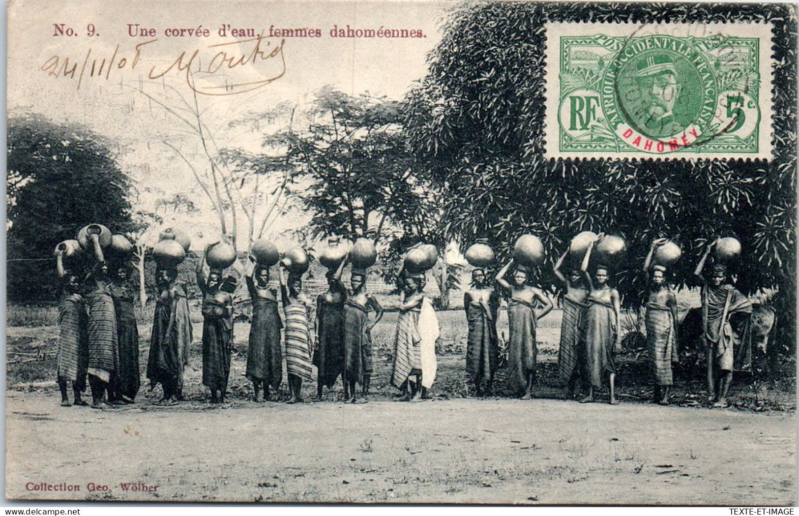BENIN DAHOMEY - Une Corvee D'eau  - Benin