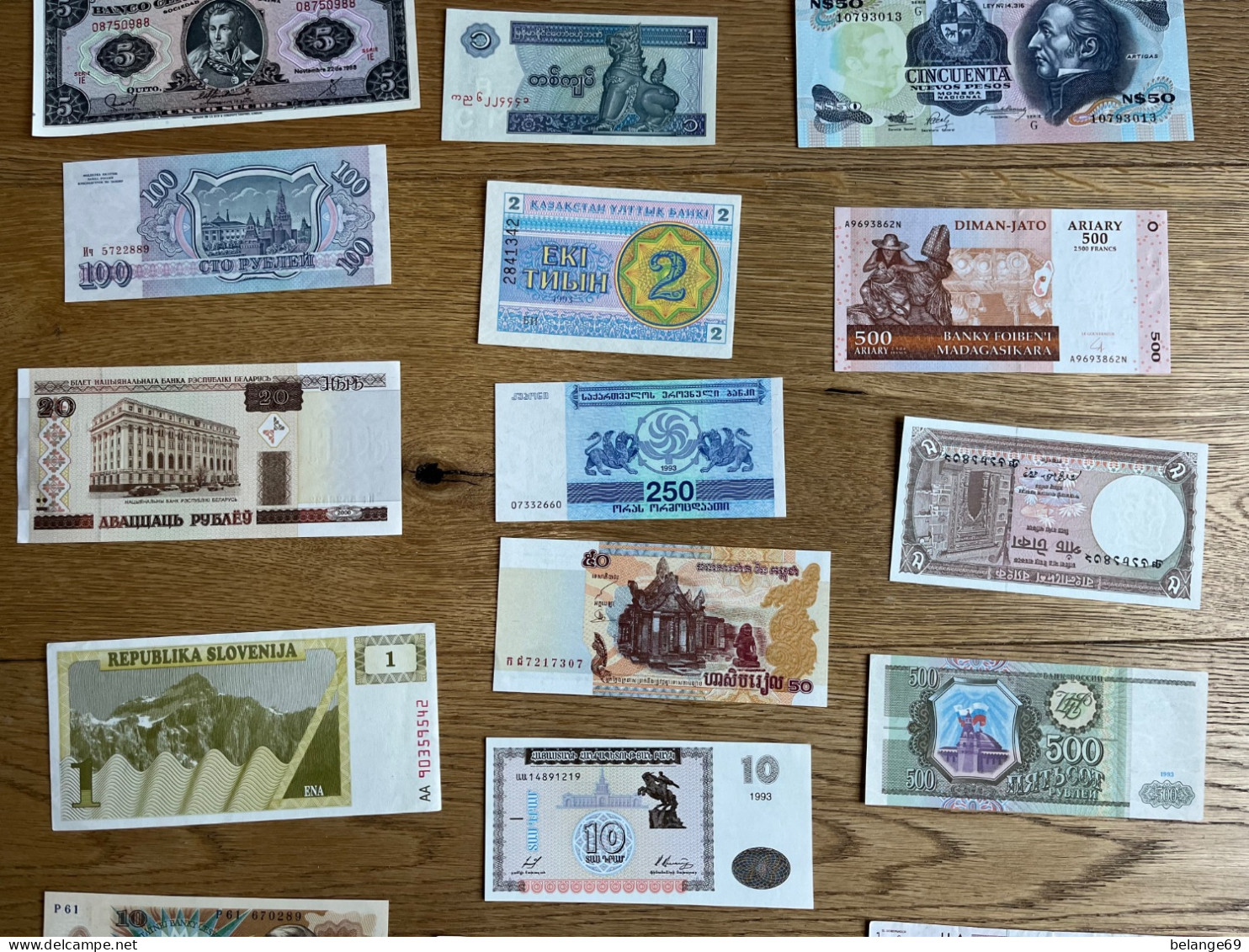 Enorme Lot De 49 Billets - NEUFS - Europe Et Monde - A Voir ! - Altri & Non Classificati