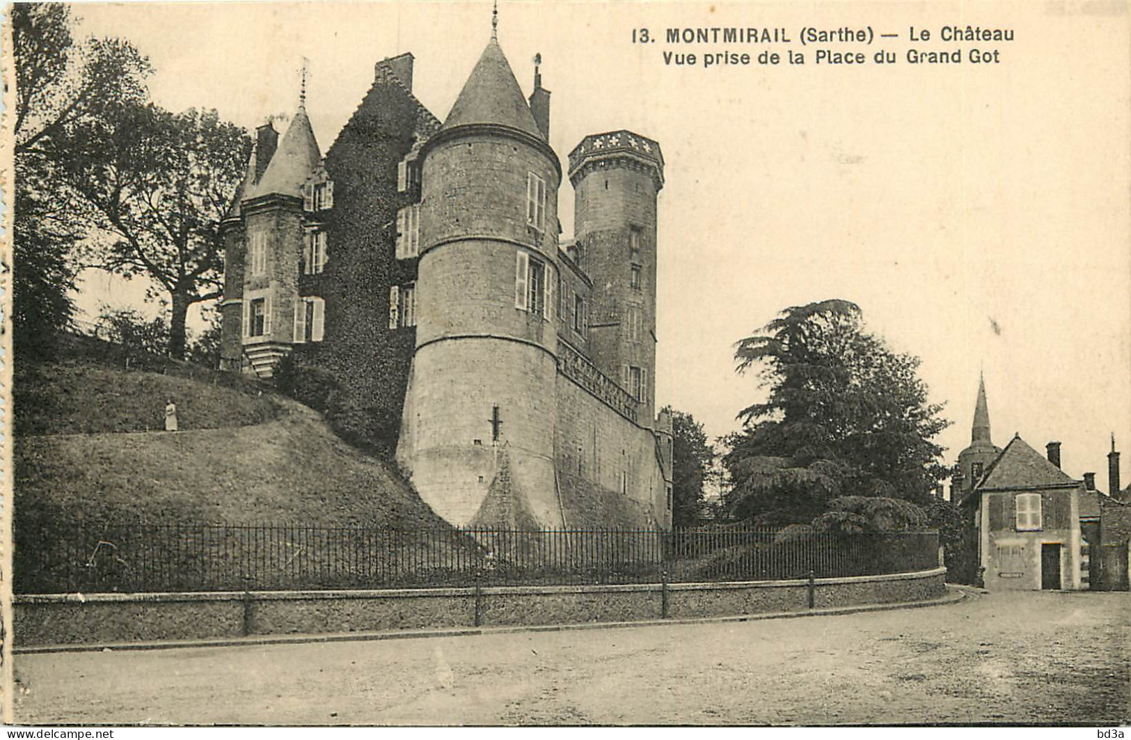 72  MONTMIRAIL  Le Château - Montmirail