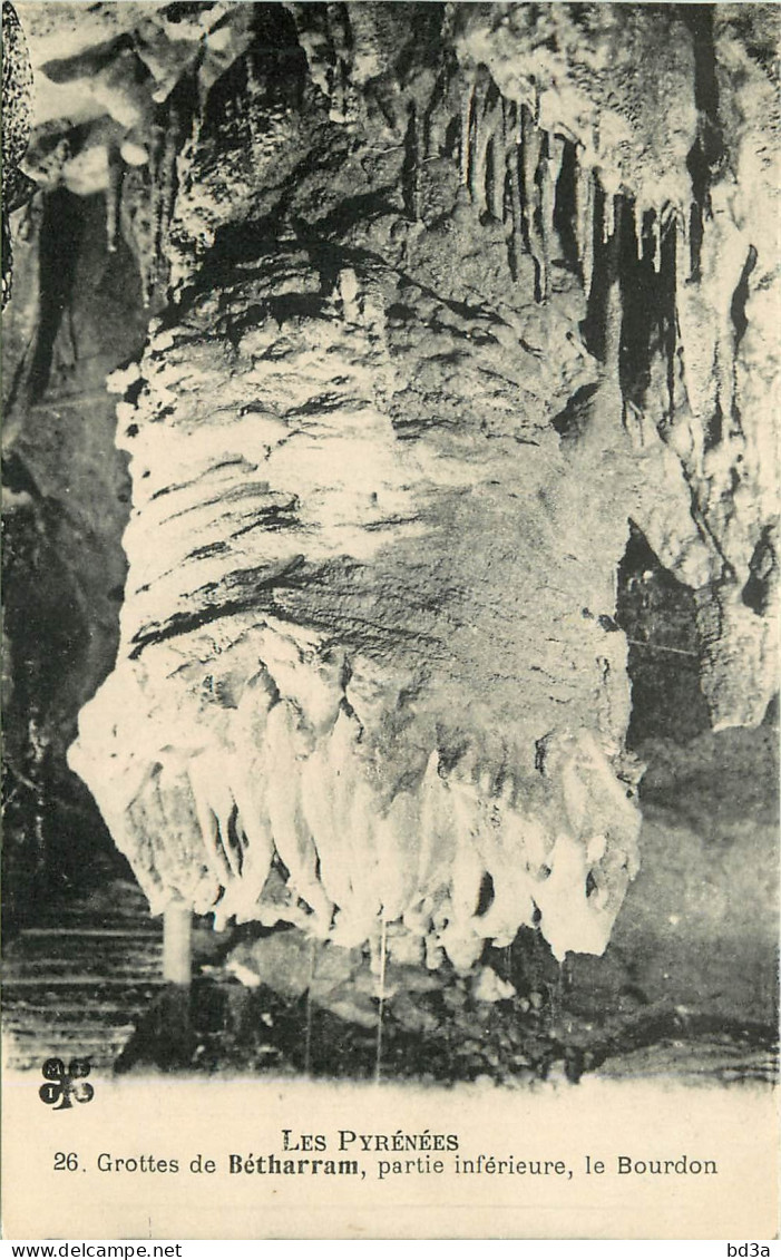  64   GROTTES DE BETHARRAM  Partie Inférieure, Le Bourdon - Lestelle-Bétharram