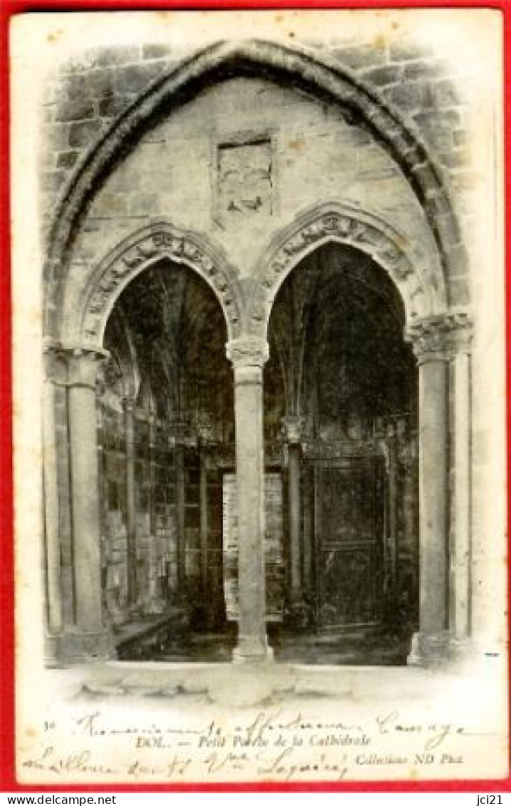 35 - Ille Et Vilaine - DOL -- PETIT PORCHE DE LA CATHÉDRALE - CPA (374)_CP104 - Dol De Bretagne